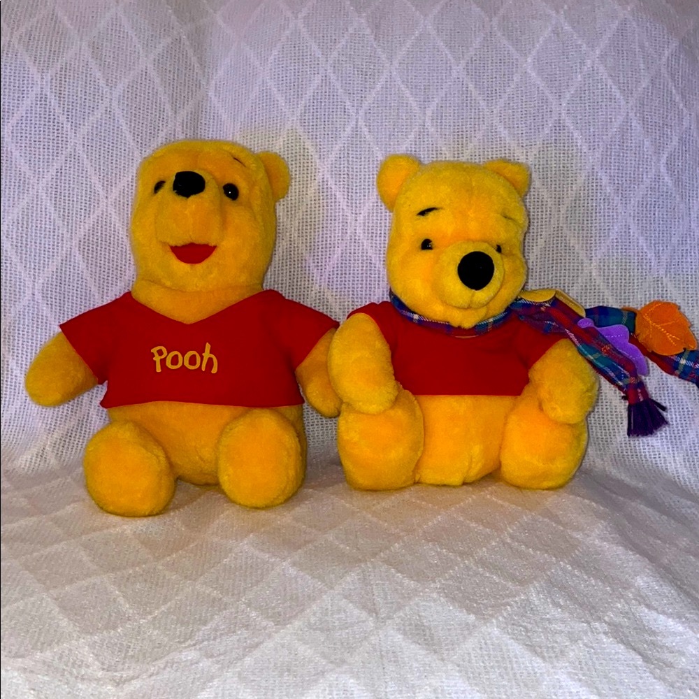 Vintage 1994 (2) Yellow Pooh Bear Plush collectibles